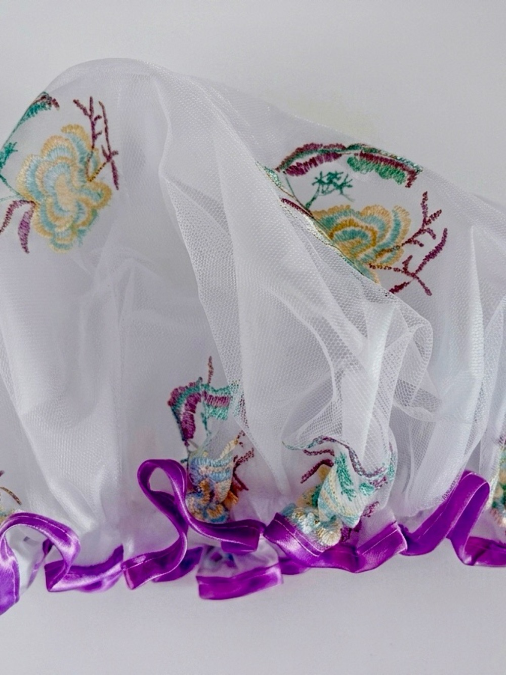 Coquette Couture Lavender Embroidered Shower Cap – White/Purple – NWT